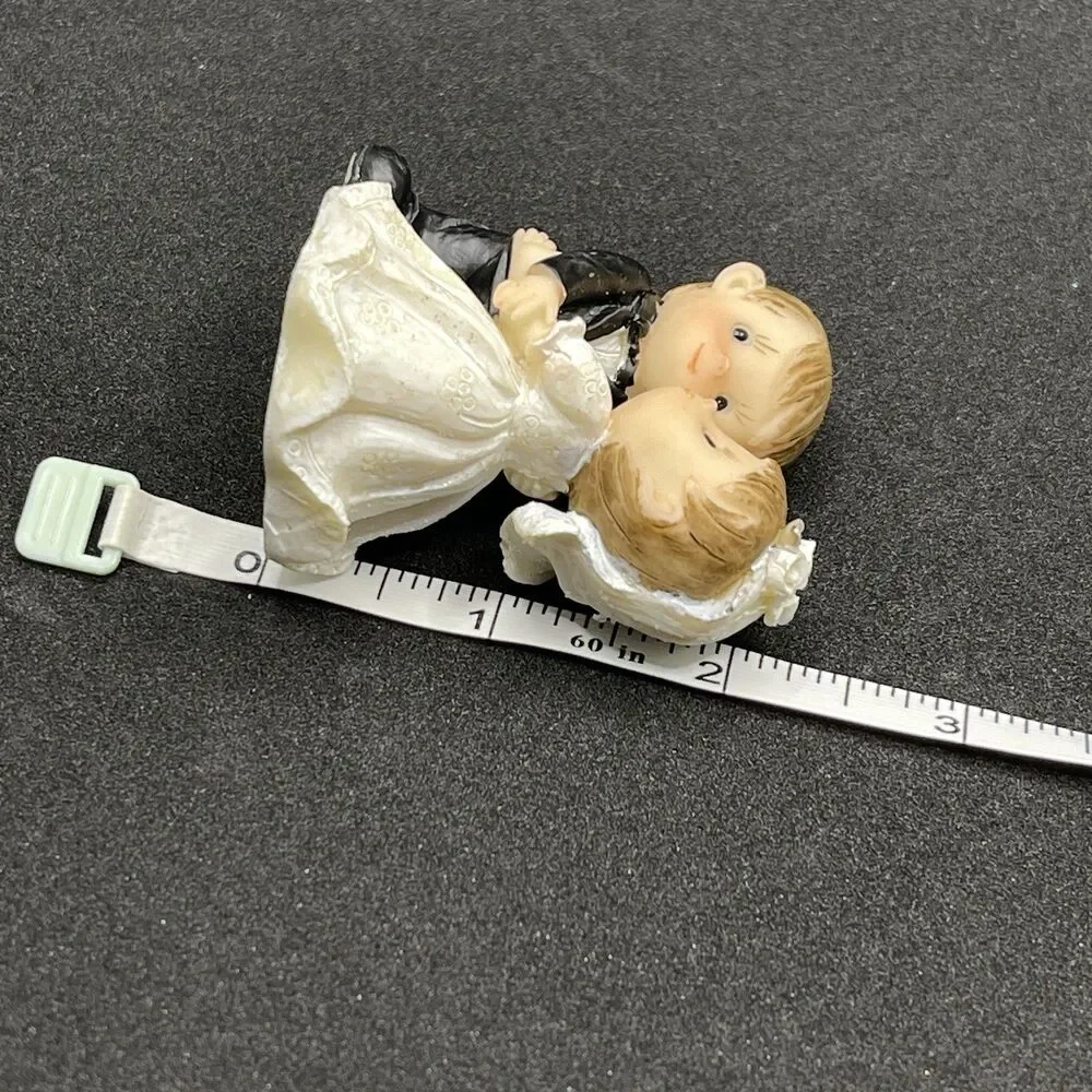 VTG Wedding Couple Bride Groom Figurine Table Decoration Set of 20 Mixed